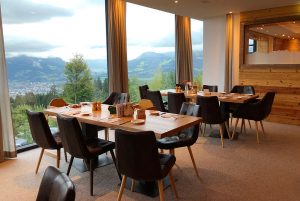 Familienhotel Bayern Restaurant mit Aussicht