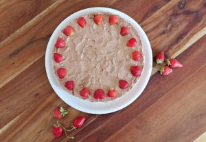 Erdbeer-Torte mit Pudding und Schokolade Rezept