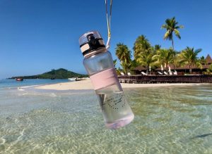 Entspannt reisen mit Kleinkind Tipp Trinkflasche für Kinder