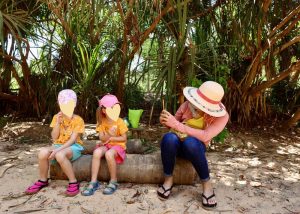 Kinder lernen in Vietnam andere Kultur kennen
